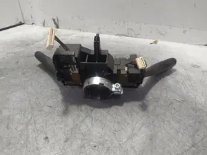 Foto de MANDO MULTIFUNCION AUDI A4 BERLINA (8K2) 1.8 16V TFSI (120 CV / 88 KW) referencia 8K0953502BC foto 6