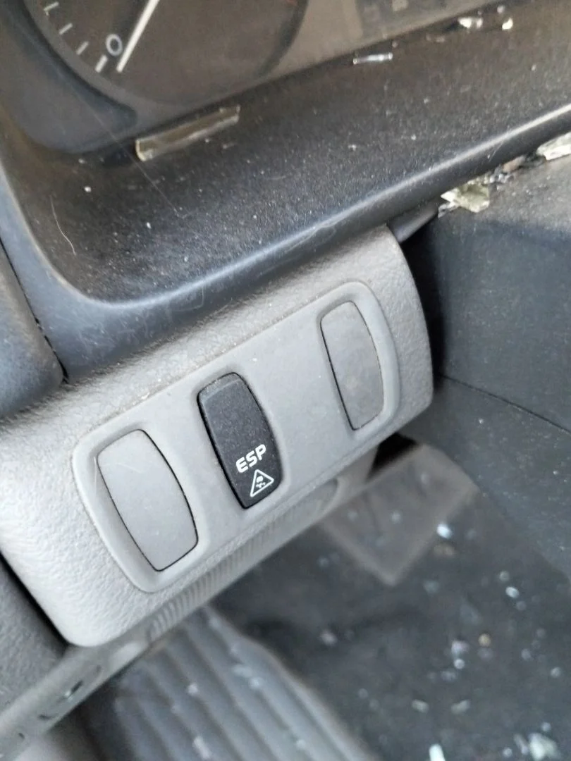 Foto de INTERRUPTOR RENAULT LAGUNA II (BG0) 1.9 dCi Diesel CAT (101 CV / 74 KW)
