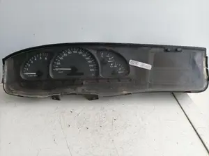 Foto de CUADRO INSTRUMENTOS OPEL VECTRA B BERLINA referencia 87001362