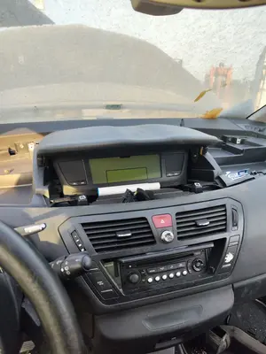 Foto de SALPICADERO CITROEN GRAND C4 PICASSO 1.6 16V HDi FAP (109 CV / 80 KW) referencia 8231FR foto 3
