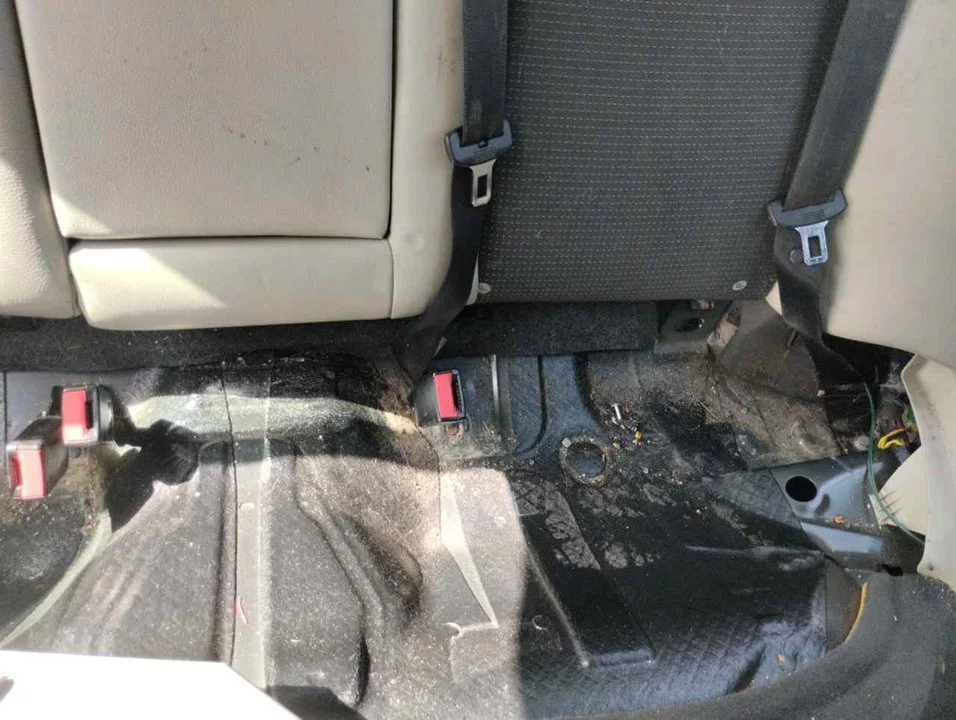 Foto de ENGANCHE CINTURON TRASERO IZQUIERDO SAAB 9-3 BERLINA 1.9 TiD CAT (150 CV / 110 KW)
