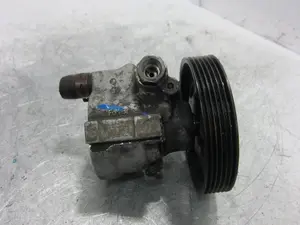 Foto de BOMBA DIRECCION RENAULT LAGUNA II (BG0) 1.9 dCi Diesel CAT (101 CV / 74 KW) referencia 8200100082 foto 3