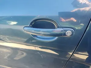 Foto de MANETA EXTERIOR TRASERA IZQUIERDA SKODA OCTAVIA BERLINA (1U2) 1.9 TDI (101 CV / 74 KW) referencia 3B0837207G GRU