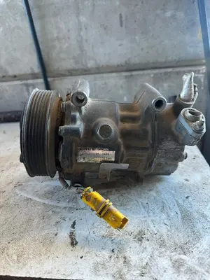 Foto de COMPRESOR AIRE ACONDICIONADO PEUGEOT 206 1.4 16V CAT (KFU / ET3J4) (88 CV / 65 KW) referencia 9655191580 foto 2