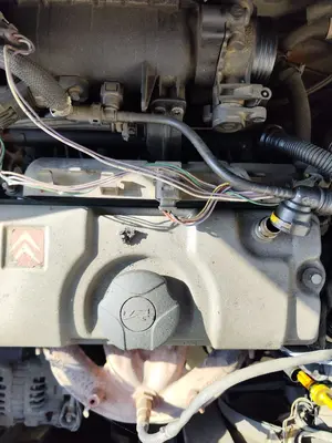 Foto de BOBINA ENCENDIDO CITROEN C2 1.1  (60 CV / 44 KW)