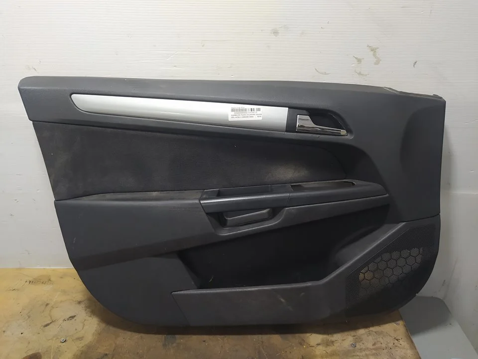 Foto de GUARNECIDO PUERTA DELANTERA IZQUIERDA OPEL ASTRA H CARAVAN 1.6 16V CAT (116 CV / 85 KW) referencia 13254928