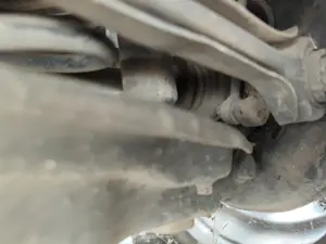 Foto de MANGUETA TRASERA DERECHA BMW SERIE 1 BERLINA (E81/E87) 2.0 16V Diesel CAT (122 CV / 90 KW)