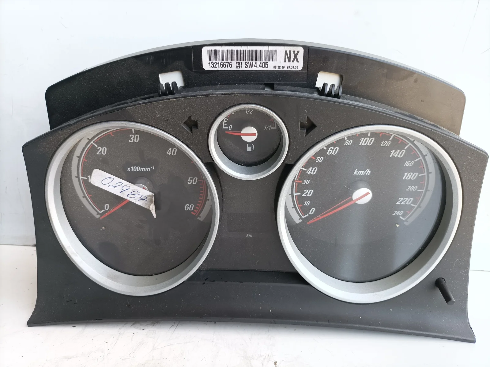 Foto de CUADRO INSTRUMENTOS OPEL ASTRA H GTC 1.7 16V CDTI (101 CV / 74 KW) referencia 13216676