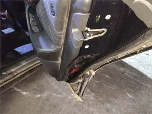 Foto de CERRADURA PUERTA TRASERA DERECHA MERCEDES-BENZ CLASE S (BM 220) BERLINA