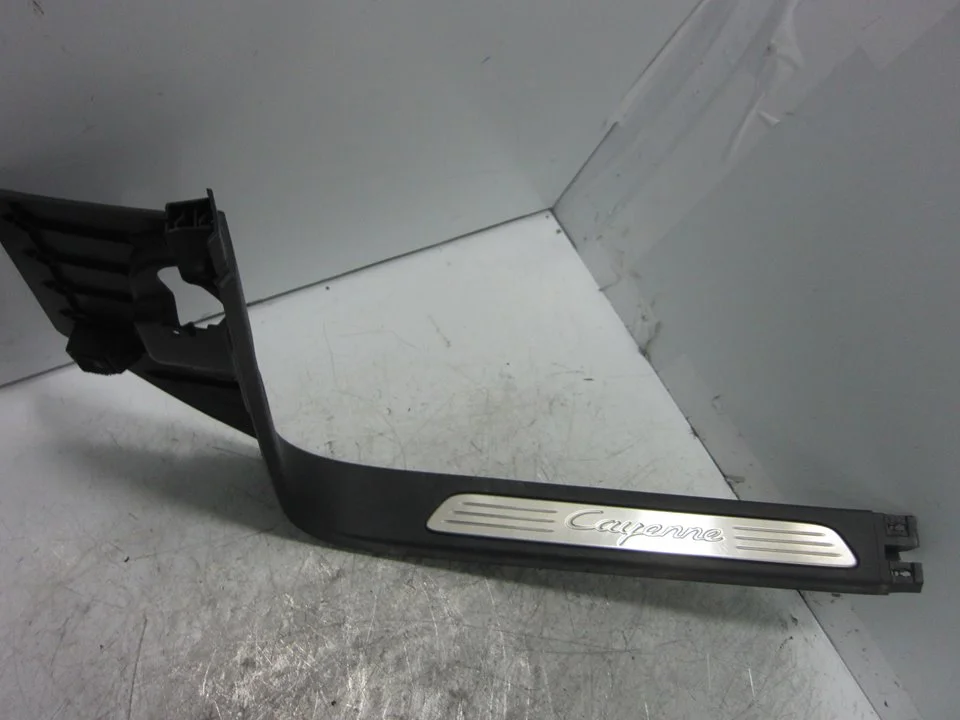 Foto de MOLDURA PORSCHE CAYENNE (TIPO 92A)