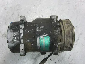 Foto de COMPRESOR AIRE ACONDICIONADO PEUGEOT 206 2.0 HDi CAT (90 CV / 66 KW) referencia SD7V161227F foto 2