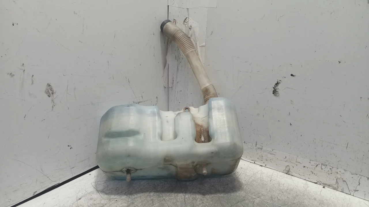 Foto de DEPOSITO LIMPIA PEUGEOT BOXER (333/335) FURGÓN TECHO ELEVADO BAT.3450MM 2.2 HDI CAT (120 CV / 88 KW) referencia 1297967
