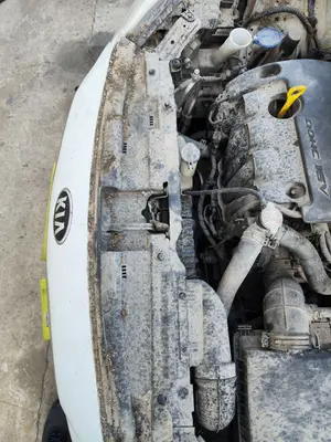 Foto de PANEL FRONTAL KIA CEED (JD) 1.4 CAT (99 CV / 73 KW)