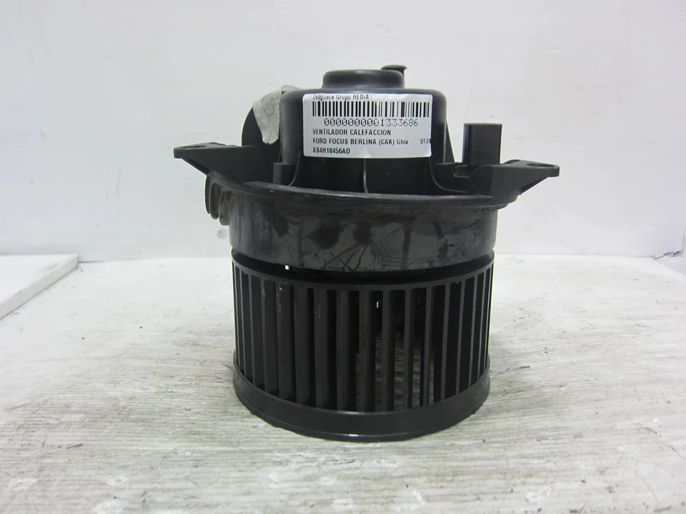 Foto de VENTILADOR CALEFACCION FORD FOCUS BERLINA (CAK) 1.8 TDCi Turbodiesel CAT (116 CV / 85 KW) referencia XS4H18456AD