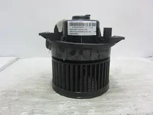 Foto de VENTILADOR CALEFACCION FORD FOCUS BERLINA (CAK) 1.8 TDCi Turbodiesel CAT (116 CV / 85 KW) referencia XS4H18456AD