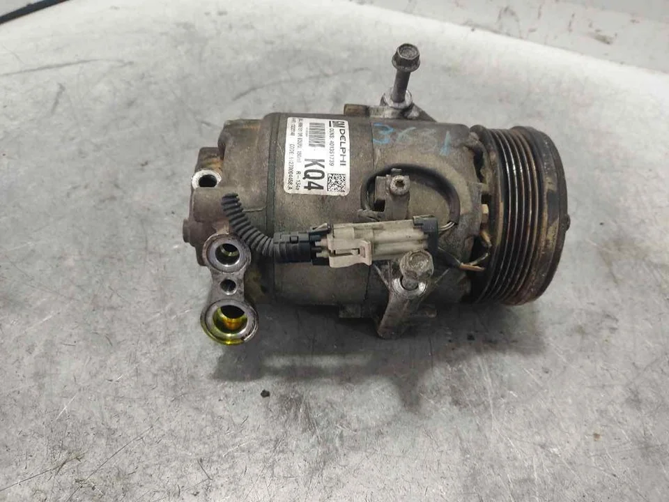 Foto de COMPRESOR AIRE ACONDICIONADO OPEL ASTRA H GTC 1.7 16V CDTI (101 CV / 74 KW) referencia 13322148