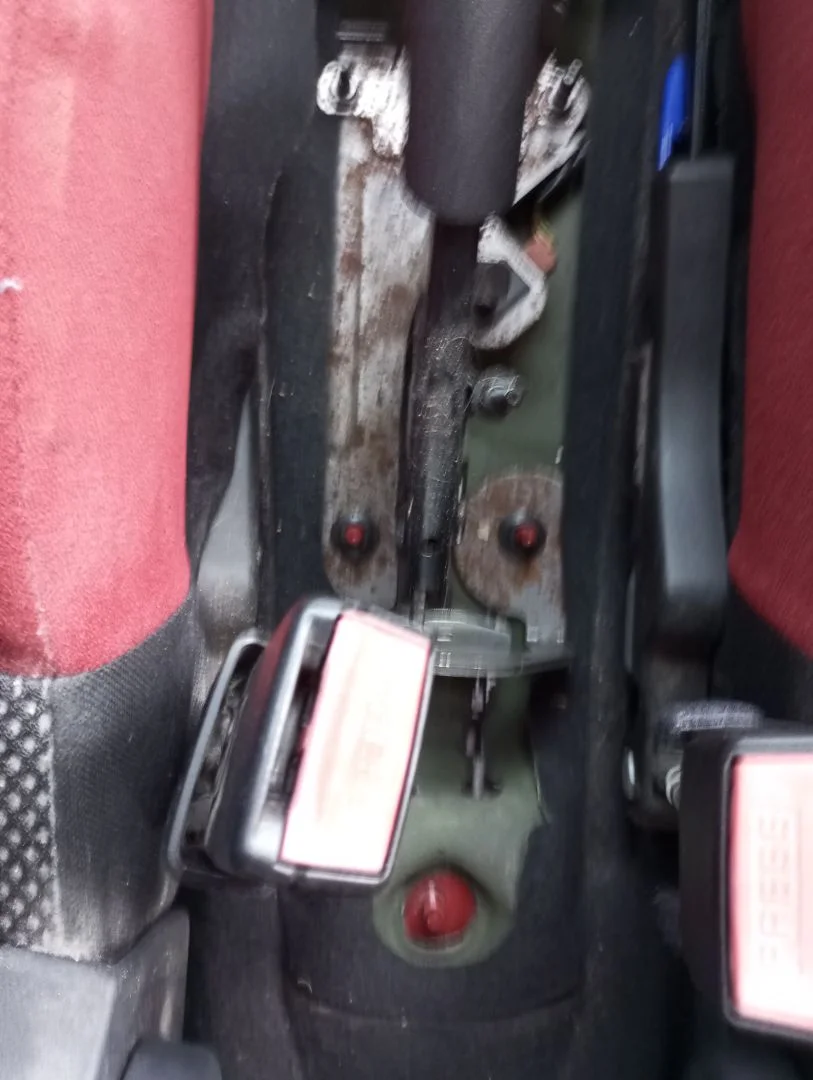 Foto de PRETENSOR AIRBAG IZQUIERDO CITROEN C2 1.4 (73 CV / 54 KW)