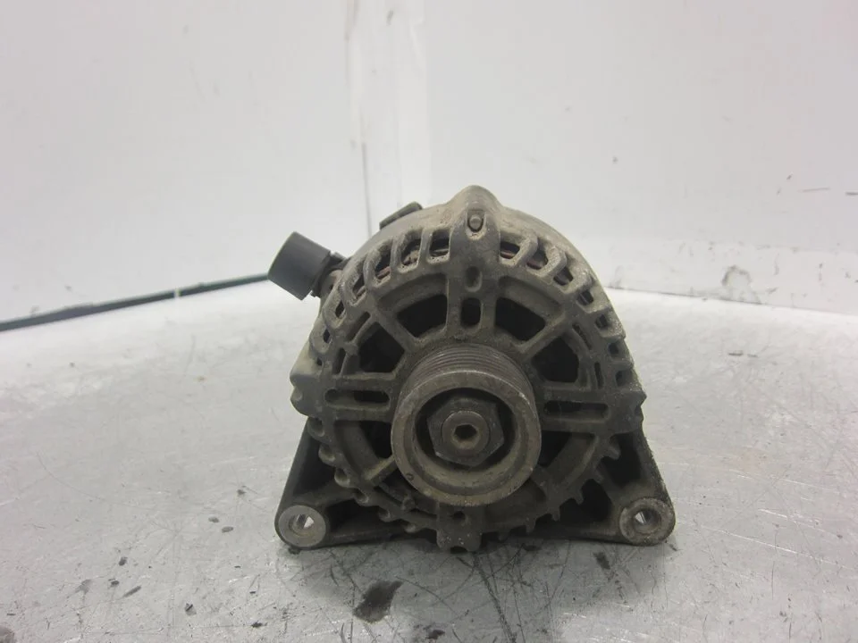 Foto de ALTERNADOR FORD FIESTA (CBK) referencia 3S6TAB