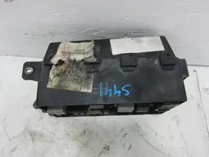 Foto de CAJA RELES / FUSIBLES FORD FOCUS BERLINA (CAK) 1.8 16V CAT (116 CV / 85 KW) referencia 98AG14A142AD foto 3