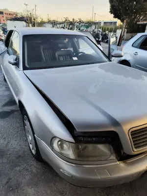 Foto de CAPO AUDI A8 (D2) 4.2 V8 40V (310 CV / 228 KW) foto 2