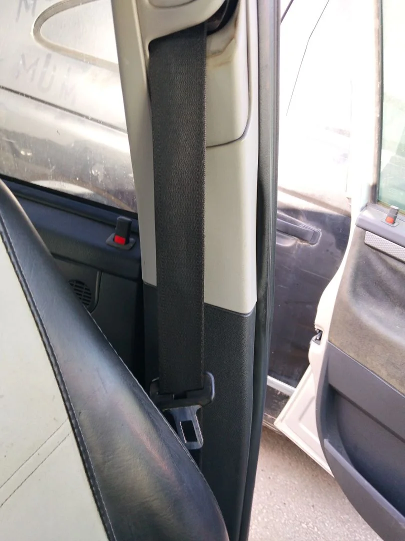 Foto de CINTURON SEGURIDAD DELANTERO IZQUIERDO OPEL MERIVA 1.7 16V CDTI (101 CV / 74 KW) referencia 13243569