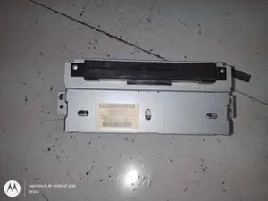 Foto de SISTEMA AUDIO / RADIO CD VOLVO XC60 3.0 Turbo CAT (305 CV / 224 KW) referencia BF6N18C815HB foto 1
