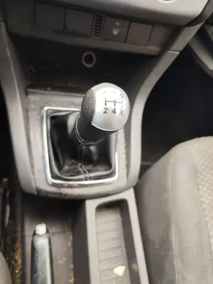 Foto de PALANCA CAMBIO FORD FOCUS BERLINA (CAP) 1.6 TDCi CAT (90 CV / 66 KW)
