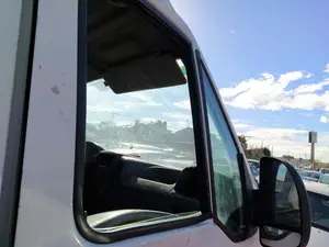 Foto de LUNA CUSTODIA DELANTERA DERECHA CITROEN JUMPER FURGÓN GRAN VOLUMEN 2.2 HDI CAT (101 CV / 74 KW)