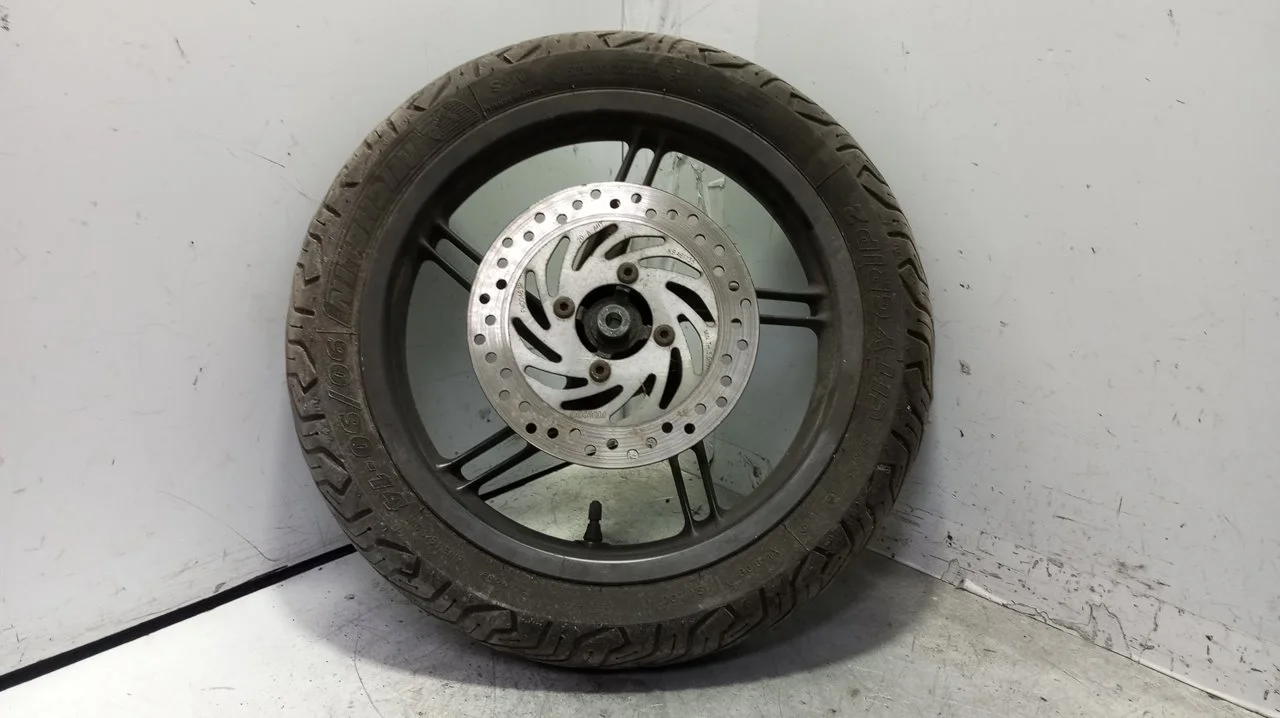 Foto de LLANTA DELANTERA HONDA PCX 125 125 cm3 - 8.6 kW (0 CV / 0 KW)