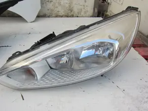 Foto de NO IDENTIFICADO FORD FOCUS SPORTBREAK (CB8) 1.6 TDCi CAT (95 CV / 70 KW) foto 25