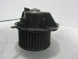 Foto de MOTOR CALEFACCION VOLKSWAGEN GOLF VI (5K1)(10.2008) 1.6 TDI DPF (105 CV / 77 KW) referencia 1K1819015C foto 2