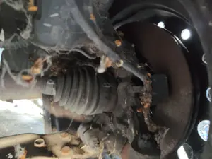 Foto de PINZA DE FRENO DELANTERA DERECHA KIA CEED (JD) 1.4 CAT (99 CV / 73 KW)