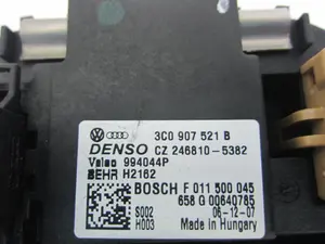 Foto de MOTOR CALEFACCION VOLKSWAGEN GOLF PLUS V (5M1) 1.6 (102 CV / 75 KW) referencia 3C1820015J foto 8