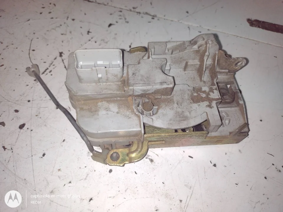 Foto de CERRADURA PUERTA DELANTERA DERECHA CITROEN C5 BERLINA 2.0 HDi FAP CAT (RHR / DW10BTED4) (136 CV / 100 KW) referencia 9136J9