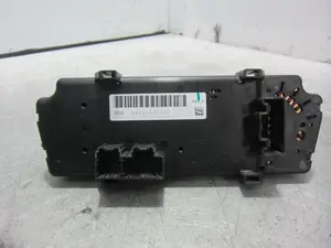 Foto de MANDO CALEFACCION / AIRE ACONDICIONADO DODGE NITRO (KA) 2.8 CRD (177 CV / 130 KW) referencia 55111803AF foto 2