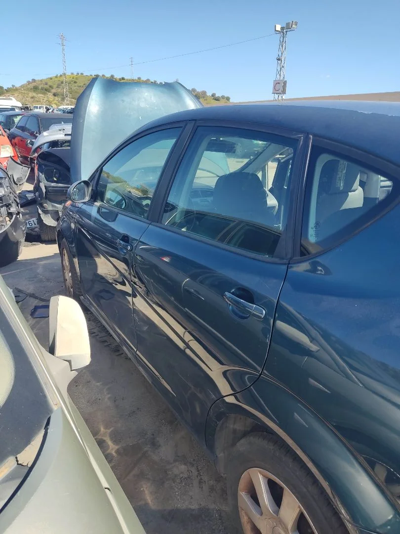 Foto de PUERTA TRASERA IZQUIERDA SEAT ALTEA (5P1) 2.0 TDI (140 CV / 103 KW) referencia 5P0833055A