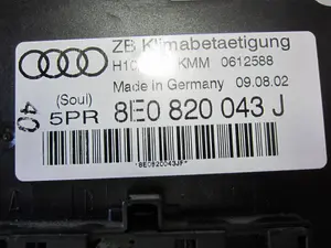 Foto de MANDO CALEFACCION / AIRE ACONDICIONADO AUDI A4 BERLINA (8E) 2.0 16V FSI (150 CV / 110 KW) referencia 8E0820043J foto 2