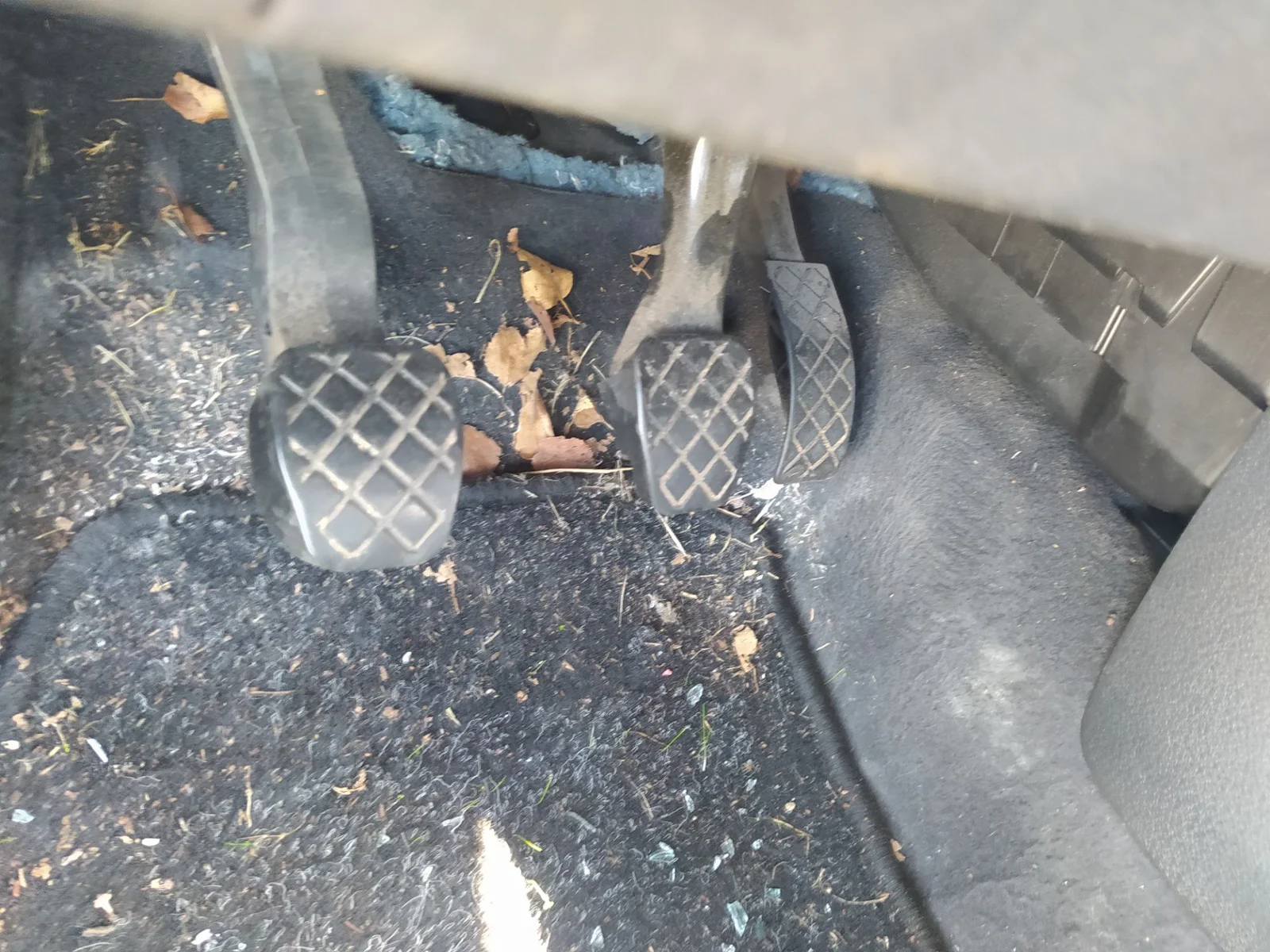 Foto de PEDAL FRENO VOLKSWAGEN FOX (5Z1)(04.2005) 1.4 (75 CV / 55 KW)
