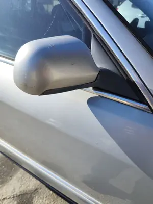 Foto de RETROVISOR DERECHO AUDI A8 (D2) 4.2 V8 40V (310 CV / 228 KW)