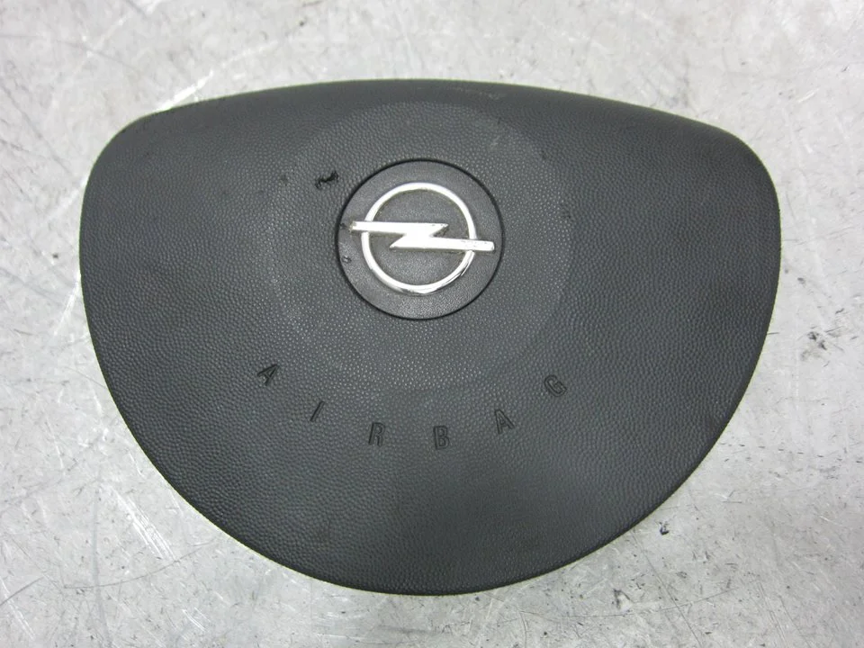 Foto de AIRBAG DELANTERO IZQUIERDO OPEL CORSA C 1.7 16V DTI CAT (Y 17 DT / LR6) (75 CV / 55 KW) referencia 09130793