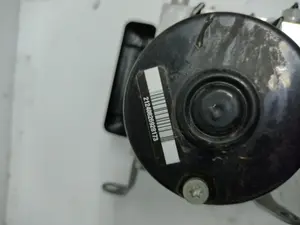 Foto de ABS BMW SERIE 1 BERLINA (E81/E87) 2.0 16V Diesel CAT (116 CV / 85 KW) referencia 3451677715801 foto 3
