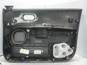 Foto de GUARNECIDO PUERTA DELANTERA IZQUIERDA CITROEN C4 CACTUS 1.2 12V VTi (82 CV / 60 KW) referencia 98011902ZD foto 2