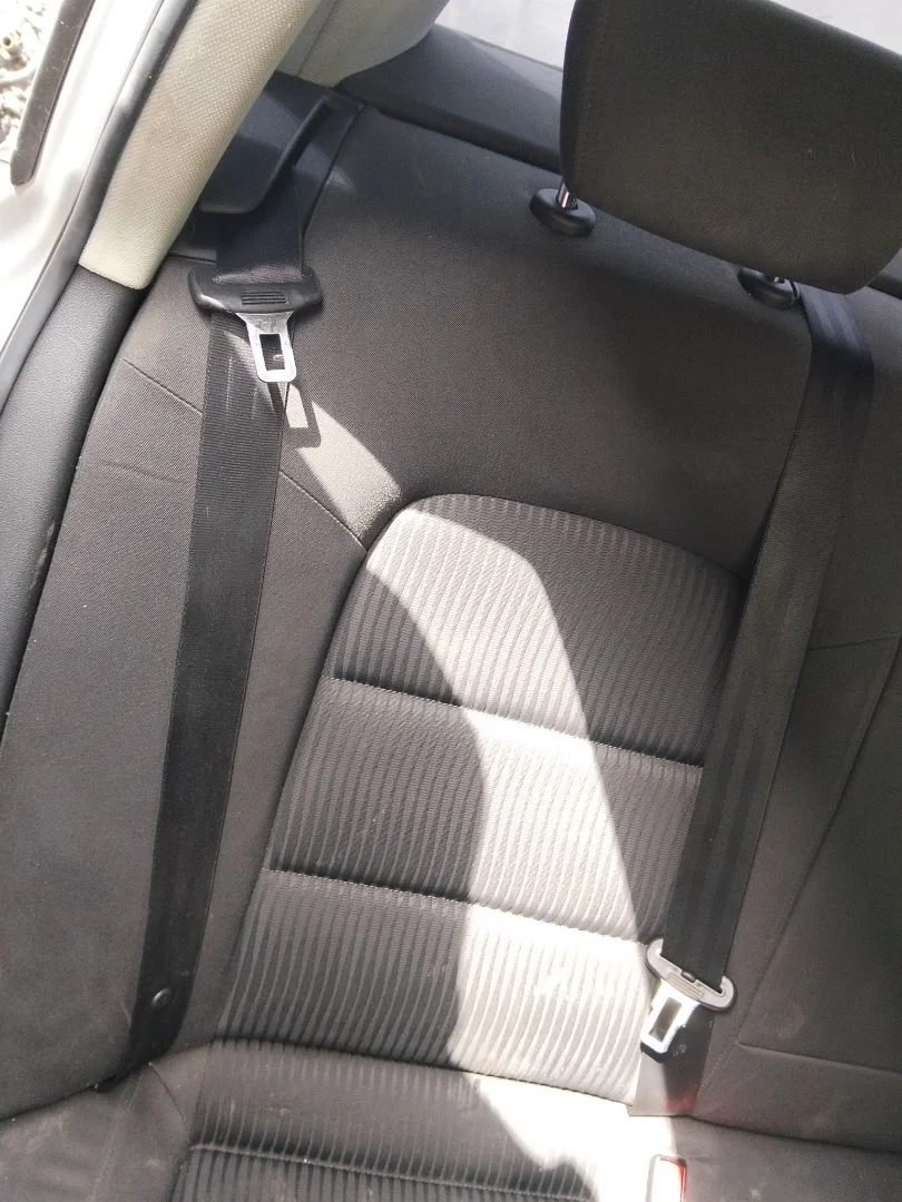 Foto de CINTURON SEGURIDAD TRASERO DERECHO AUDI A4 BERLINA (8K2) 2.0 16V TDI (143 CV / 105 KW)