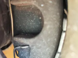 Foto de PINZA DE FRENO DELANTERA IZQUIERDA VOLKSWAGEN PASSAT BERLINA (3B2) 1.9 TDI (116 CV / 85 KW) referencia 8E0615123A