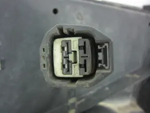 Foto de ELECTROVENTILADOR FORD TRANSIT CAJA ABIERTA (FY) 2.4 TDE CAT (120 CV / 88 KW) referencia 4534791 foto 3