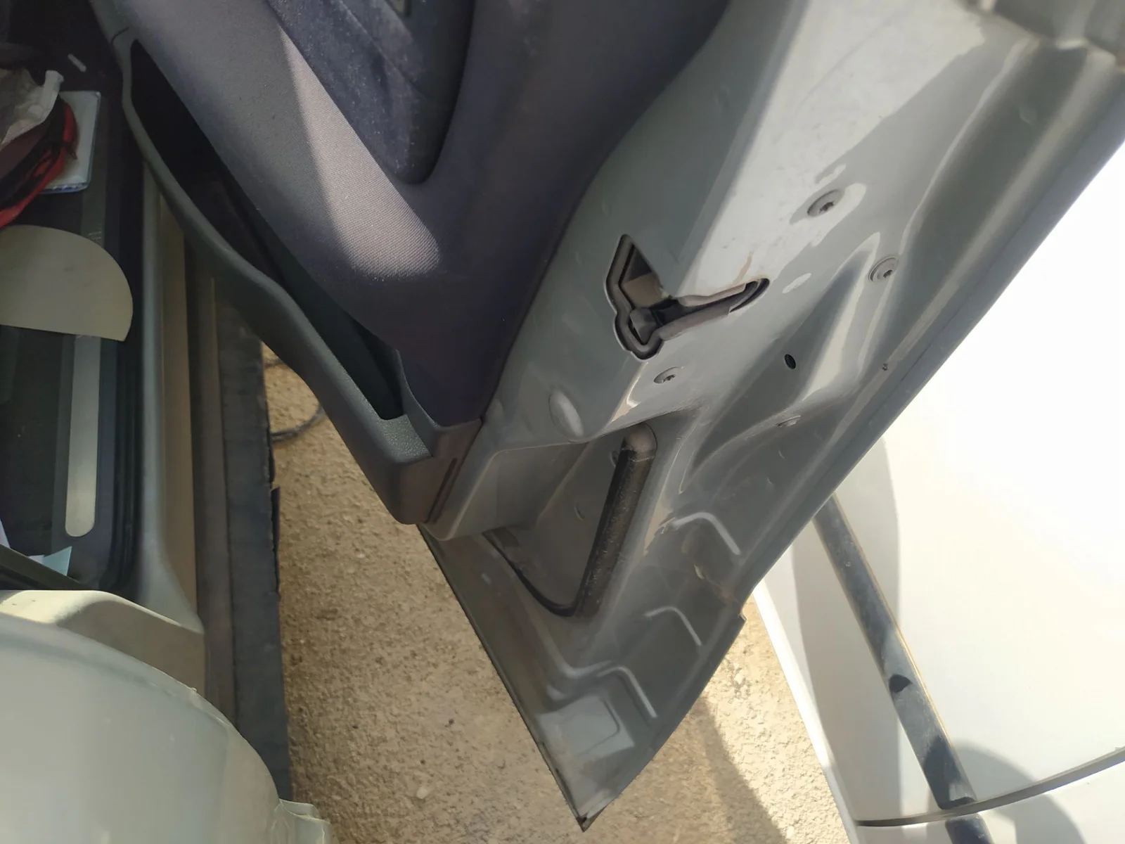 Foto de CERRADURA PUERTA DELANTERA DERECHA MERCEDES-BENZ CLASE A (BM 168) 1.7 CDI Diesel CAT (95 CV / 70 KW) referencia A1687202235