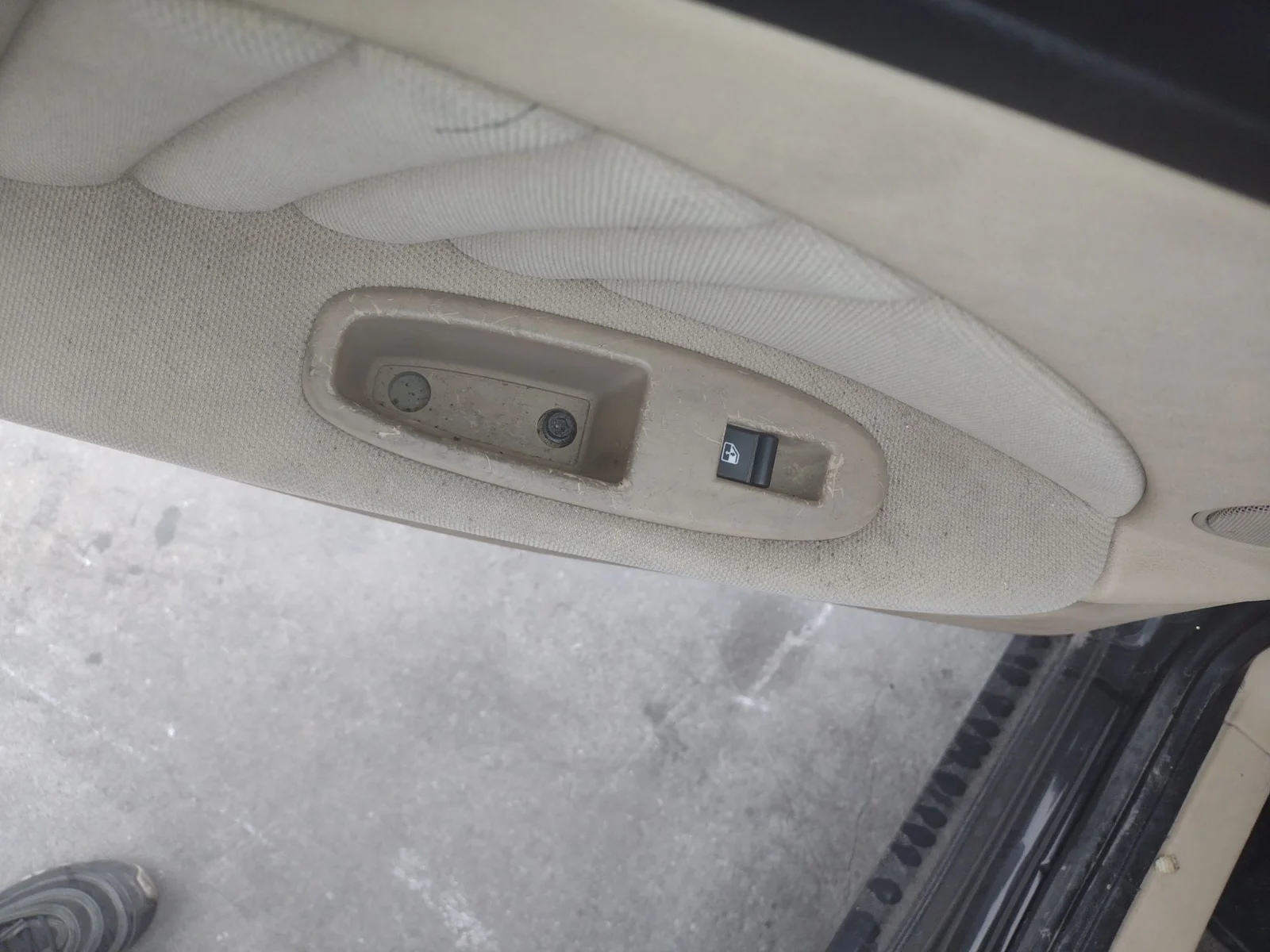 Foto de MANDO ELEVALUNAS TRASERO IZQUIERDO ALFA ROMEO 159 (140) 1.9 JTD (M) 16V CAT (150 CV / 110 KW)