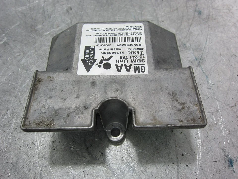 Foto de CENTRALITA AIRBAG OPEL ZAFIRA B 1.9 16V CDTI CAT (Z 19 DTH / LRD) (150 CV / 110 KW) referencia 13241766