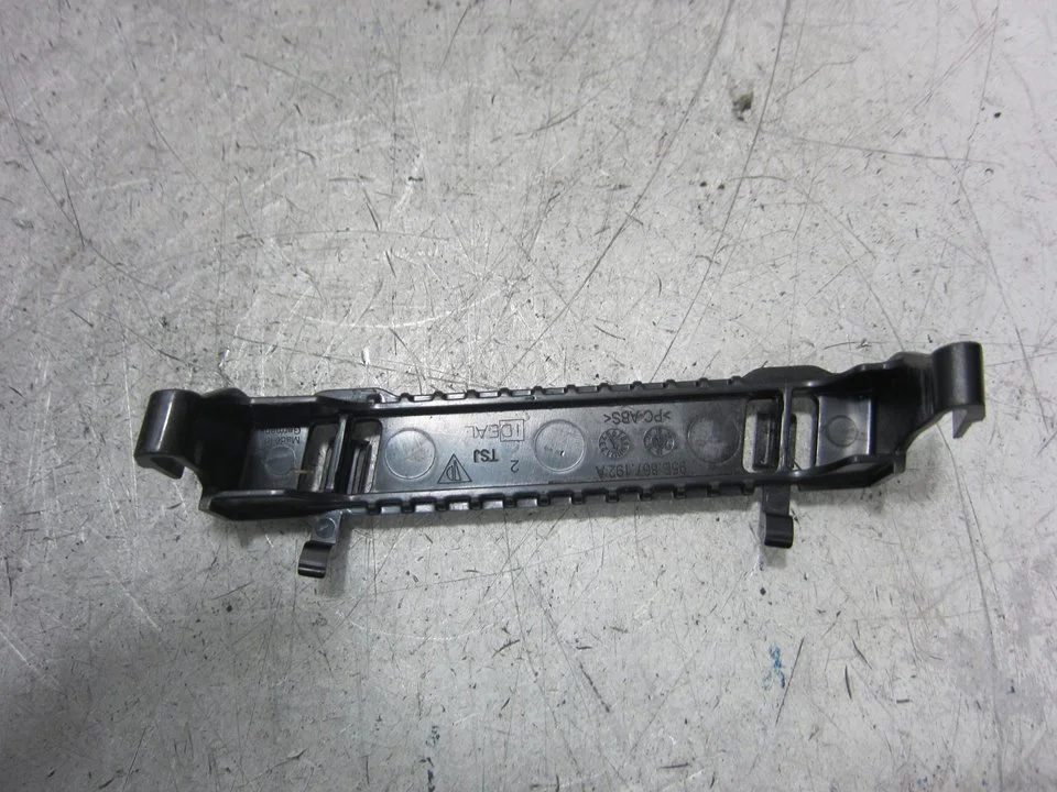 Foto de MOLDURA PORSCHE MACAN (95BA) referencia 95B867192A