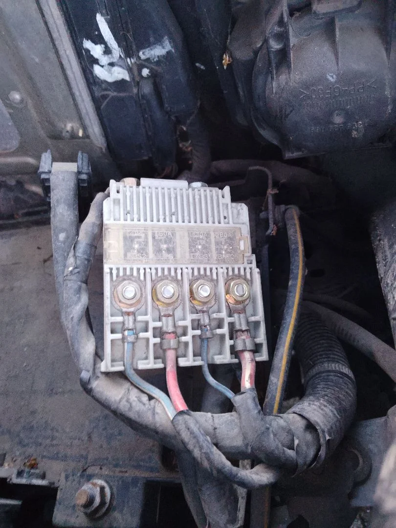 Foto de CAJA RELES / FUSIBLES SMART FORFOUR 1.5 CDI CAT (68 CV / 50 KW)